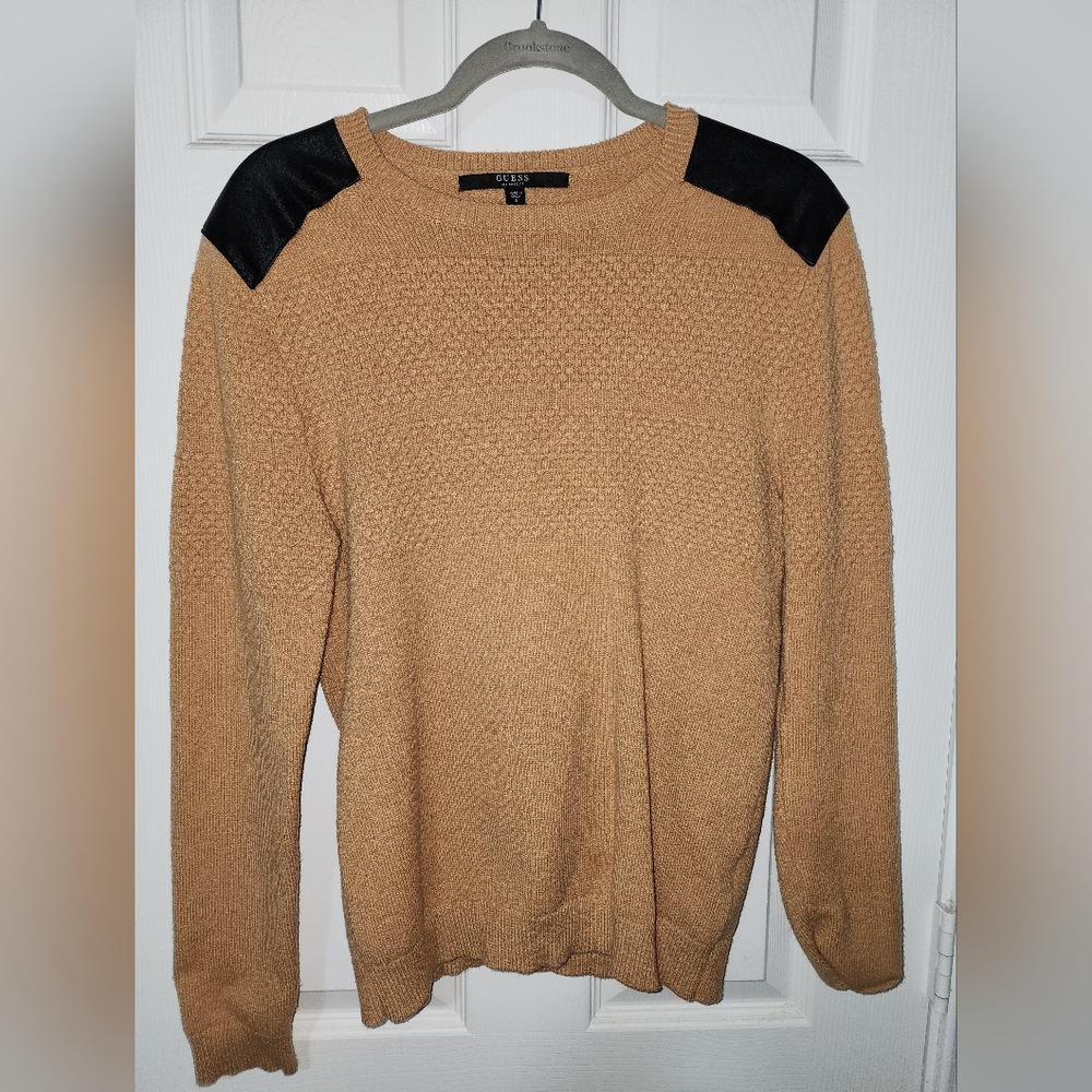 GUESS Sweater